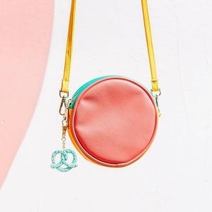 Reserved for @jumpshipsam Studio DIY clutch